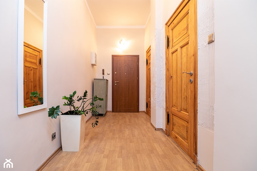 Realizacja - Błogosławionej Królowej Jadwigi - Hol / przedpokój - zdjęcie od Gocłowscy nieruchomości & home staging