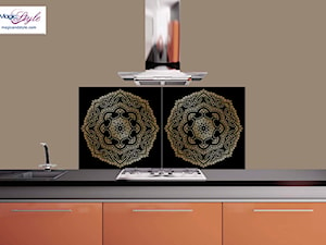 Panel szklany do kuchni 60x60cm MANDALA BLACK II - zdjęcie od magicandstyle.com