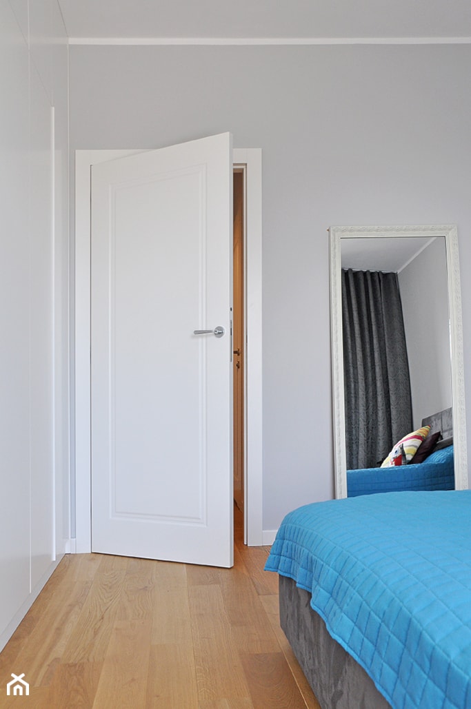 Mieszkanie z akcentem koloru - Średnia szara sypialnia, styl tradycyjny - zdjęcie od emilia cieśla | design & interior design