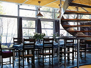 DOM NA MAZURACH - Średnia szara jadalnia jako osobne pomieszczenie, styl nowoczesny - zdjęcie od Hekkelstrand
