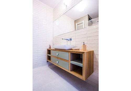 MAGDALENKA - Średnia bez okna łazienka, styl nowoczesny - zdjęcie od Hekkelstrand
