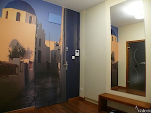Fototapeta na ścianie i na drzwiach wejściowych do mieszkania - zdjęcie od Aranżacja | Wnętrza | Projekty | Wykończenia domów i mieszkań