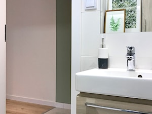 PROJEKT MIESZKANIA W STANIE DEWELOPERSKIM - Średnia łazienka, styl nowoczesny - zdjęcie od ADS HOME CONCEPT