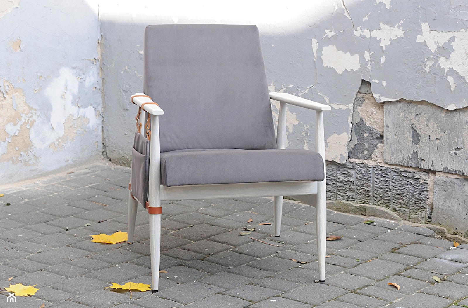 Fotel PRL odnowiony - zdjęcie od begraf - Homebook