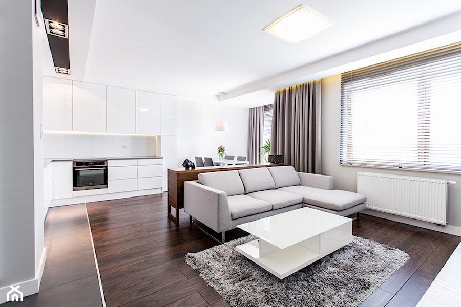 apartament 55 - Średni szary salon z kuchnią z jadalnią, styl minimalistyczny - zdjęcie od emDesign home & decoration