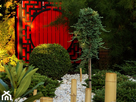 Aranżacje wnętrz - Ogród: Ogród w stylu orientalnym - Ogród, styl tradycyjny - Lunatic Garden. Przeglądaj, dodawaj i zapisuj najlepsze zdjęcia, pomysły i inspiracje designerskie. W bazie mamy już prawie milion fotografii!