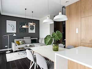 Nowe Orłowo 7 - Mała biała szara jadalnia w salonie w kuchni, styl nowoczesny - zdjęcie od Anna Maria Sokołowska Architektura Wnętrz (dawniej Pracownia Projektowa Dragon Art )