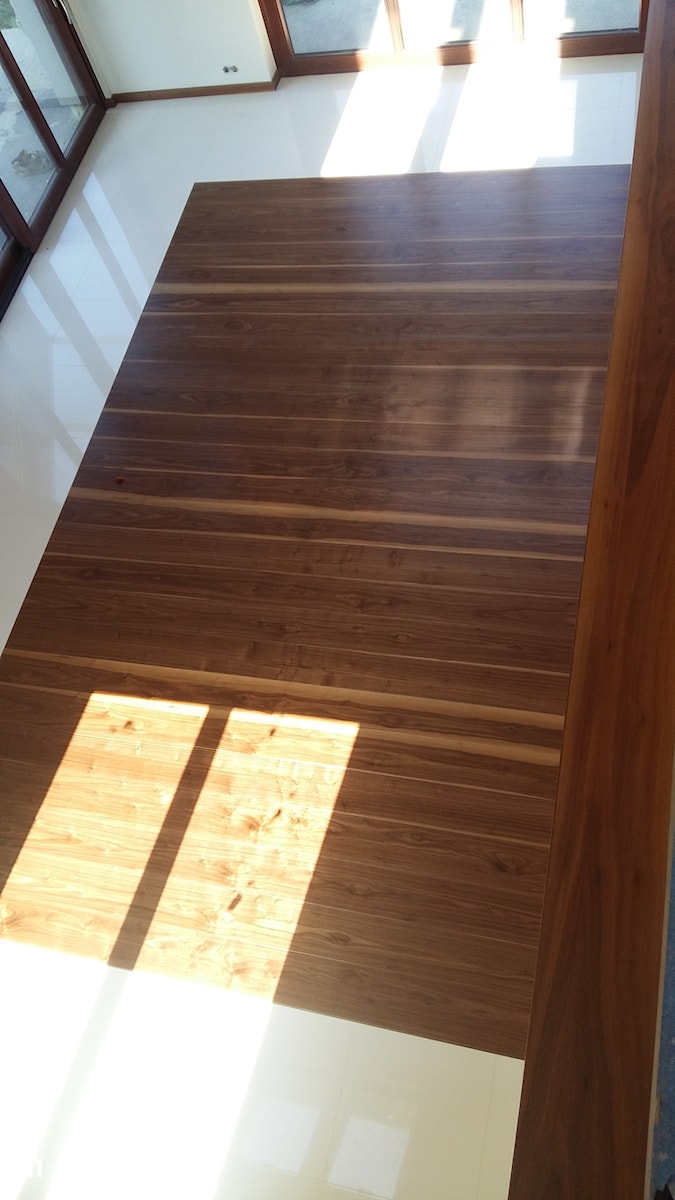 Podłoga z orzecha amerykańskiego - zdjęcie od Jarosz-schody