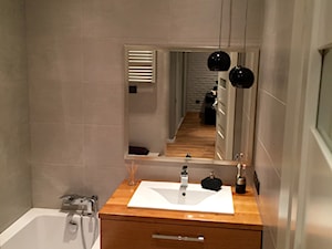 Mieszkanie 47m2 - Z punktowym oświetleniem łazienka, styl minimalistyczny - zdjęcie od outt