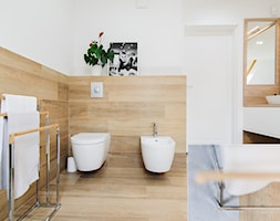duża łazienka na poddaszu - zdjęcie od pf design - Homebook