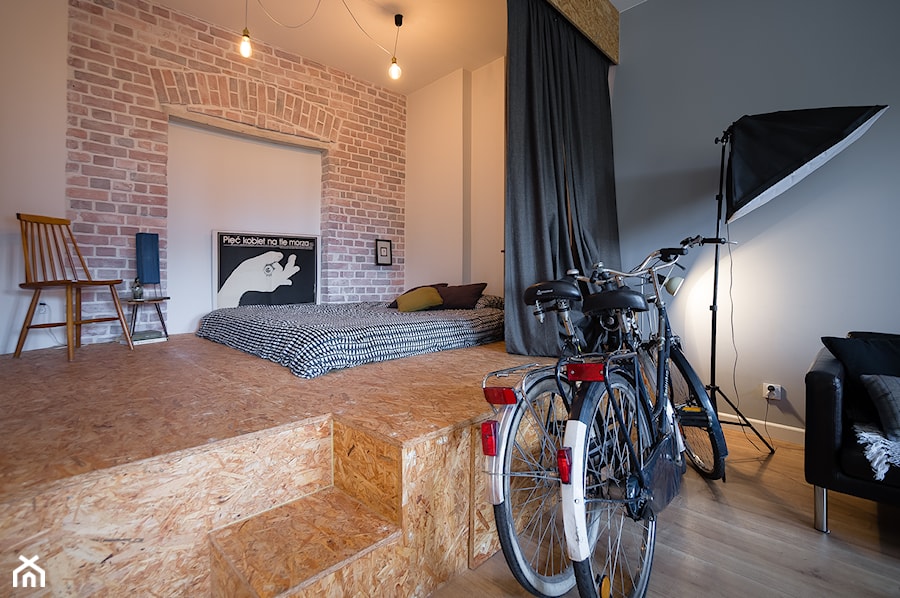 Mieszkanie w kamienicy - konkurs - Średnia biała szara sypialnia, styl vintage - zdjęcie od MOA design