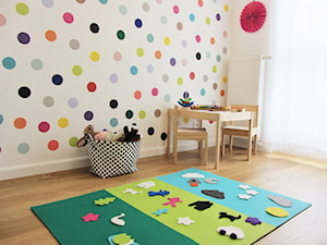 MOA for kids - Średni beżowy pokój dziecka dla dziecka dla dziewczynki, styl skandynawski - zdjęcie od MOA design