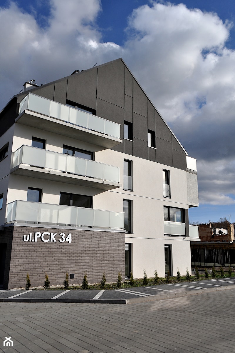 Jelenia Góra, Cieplice ul. PCK. Architekt Piotr Wyrostek - zdjęcie od arch. Piotr Wyrostek