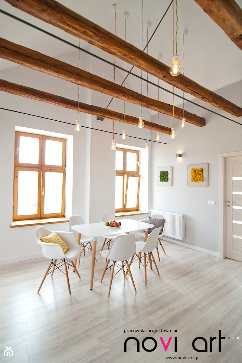 K12 Apartament 1 - Kraków - Realizacja 2015 - Średnia szara jadalnia jako osobne pomieszczenie, styl skandynawski - zdjęcie od NOVI art Pracownia projektowa