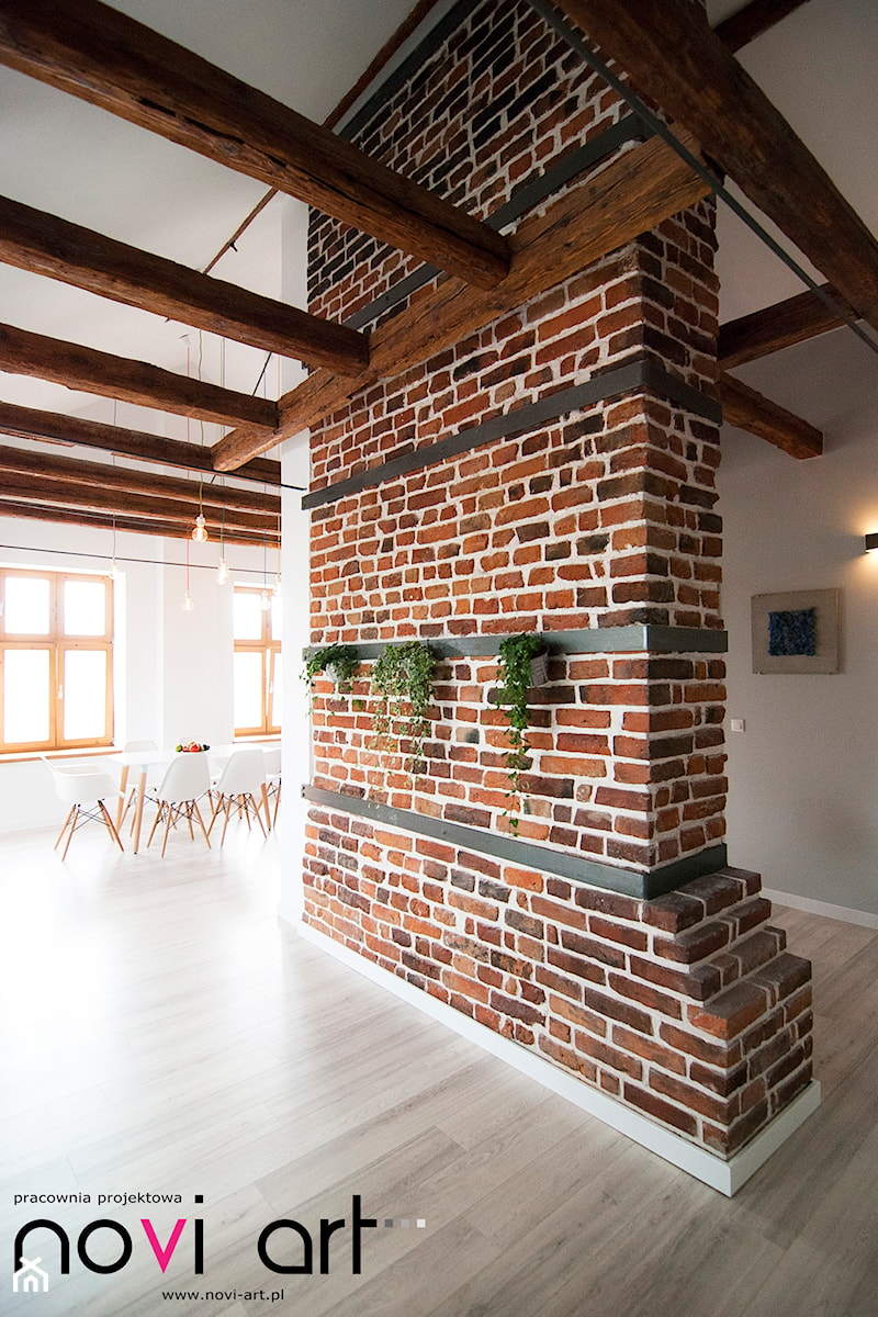 K12 Apartament 1 - Kraków - Realizacja 2015 - Średnia biała brązowa jadalnia jako osobne pomieszczenie, styl skandynawski - zdjęcie od NOVI art Pracownia projektowa