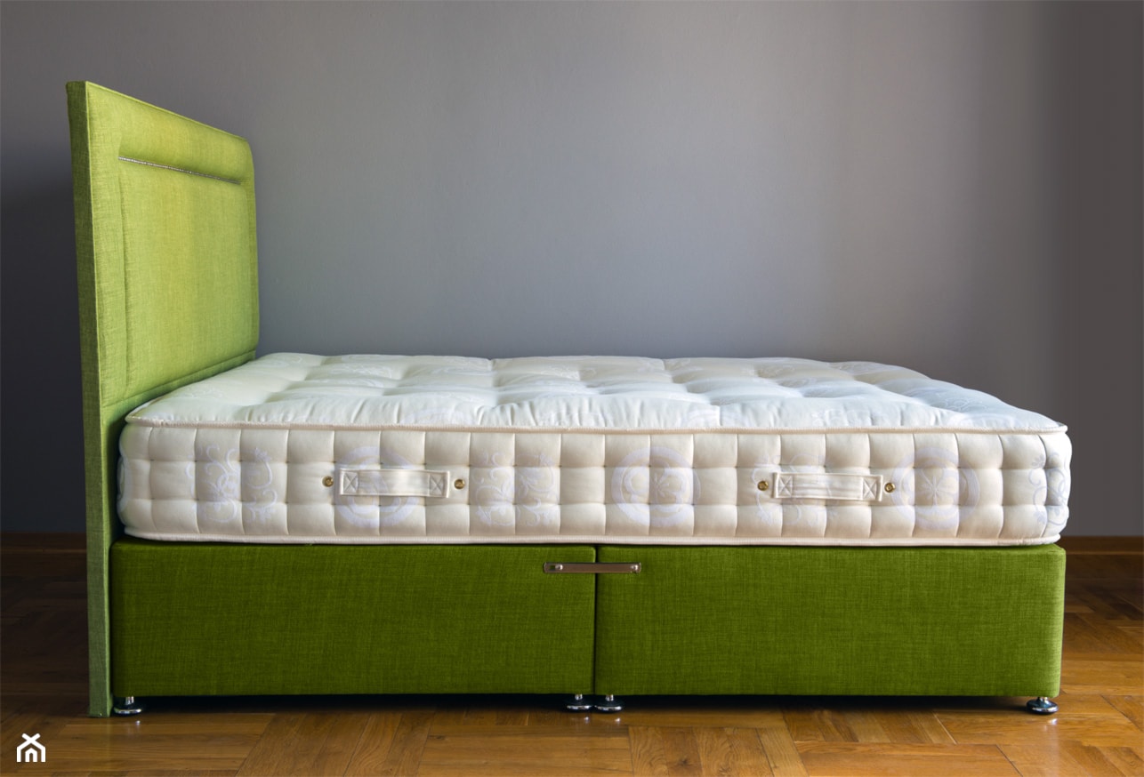 Łóżko kontynentalne-tapicerowane Stockholm wraz z materacem - zdjęcie od Cotton&Co. - Homebook