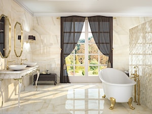 SALONI - Duża jako pokój kąpielowy z dwoma umywalkami z marmurową podłogą łazienka z oknem, styl glamour - zdjęcie od Mozaika.pl