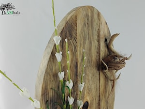 Stojak jajko ze starych desek - zdjęcie od Kambala Projekt