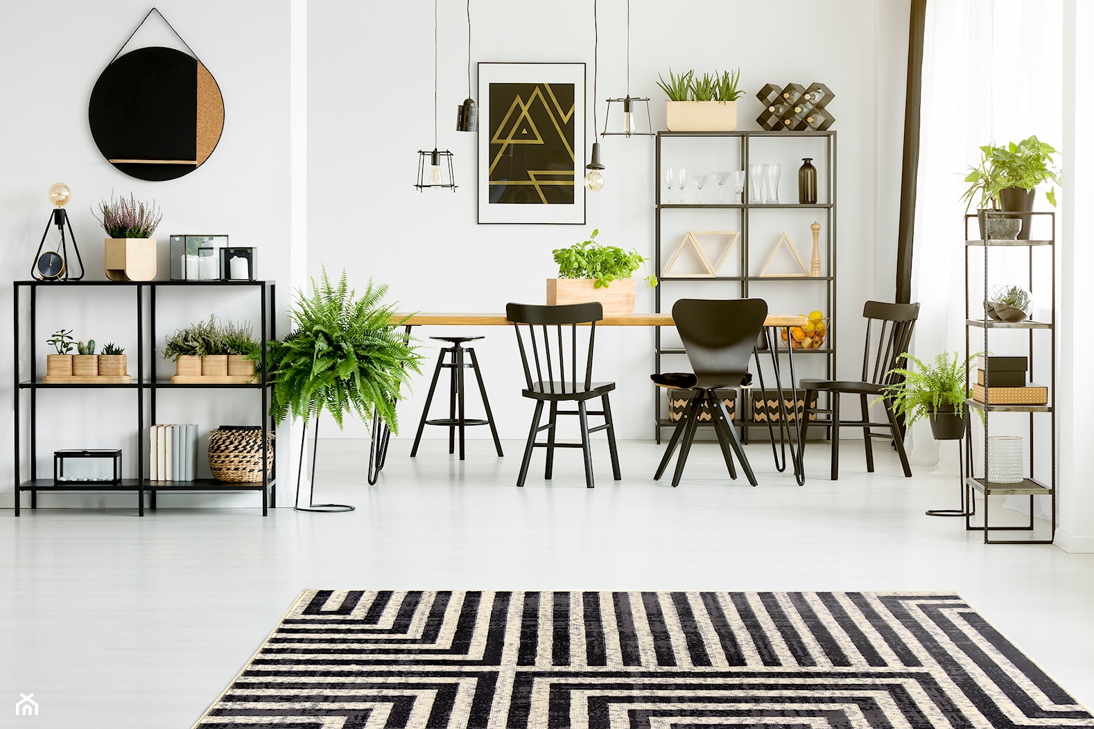 Dywany w najlepszej cenie - Średnia biała jadalnia jako osobne pomieszczenie - zdjęcie od Carpet For You - Homebook