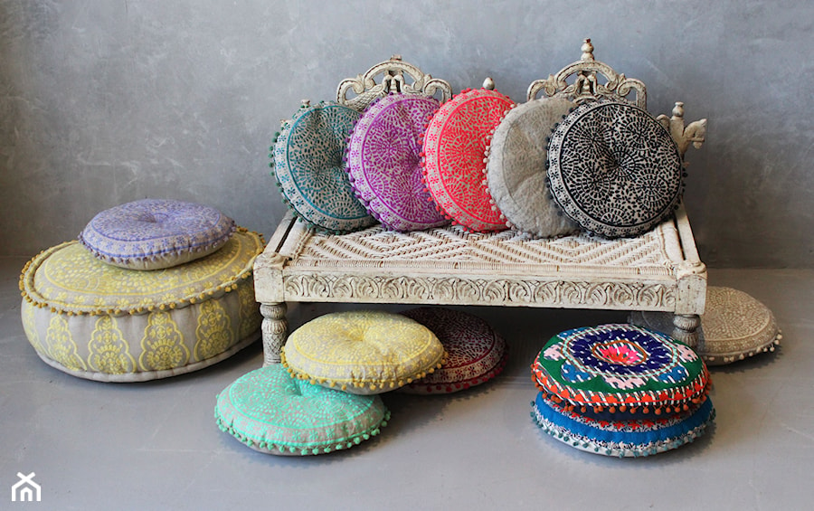 Poduszki - bogactwo wzorów i kolorów - Sypialnia, styl tradycyjny - zdjęcie od Indigo Decor