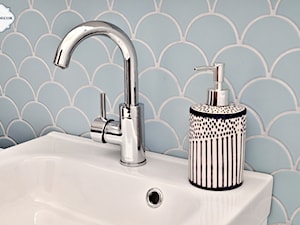 Realizacja łazienki - Flabellum Light Blue - Łazienka, styl nowoczesny - zdjęcie od Raw Decor