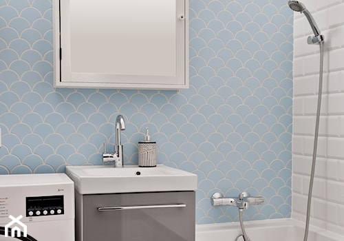 Realizacja łazienki - Flabellum Light Blue - Mała na poddaszu bez okna z pralką / suszarką łazienka, styl nowoczesny - zdjęcie od Raw Decor