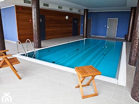 Aranżacje wnętrz - Wnętrza publiczne: Hotel Mistral Sport Gniewino - 3BSTUDIO. Przeglądaj, dodawaj i zapisuj najlepsze zdjęcia, pomysły i inspiracje designerskie. W bazie mamy już prawie milion fotografii!