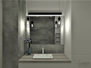 Na początku była łazienka - Mała bez okna z lustrem łazienka, styl industrialny - zdjęcie od YOOKU PROJEKTANCI