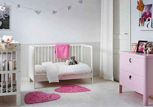 Pokój dziecka IKEA - Średni beżowy biały pokój dziecka dla niemowlaka dla chłopca dla dziewczynki - zdjęcie od IKEA
