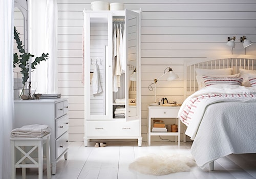 Sypialnia IKEA - Średnia szara sypialnia, styl skandynawski - zdjęcie od IKEA