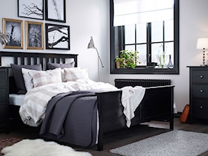 Sypialnia IKEA - Średnia biała sypialnia, styl skandynawski - zdjęcie od IKEA