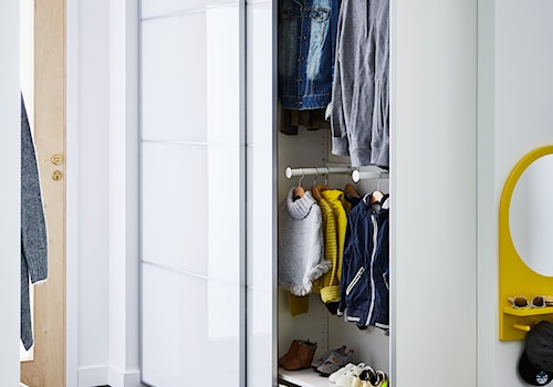 Garderoba IKEA - Średni z wieszakiem biały hol / przedpokój - zdjęcie od IKEA