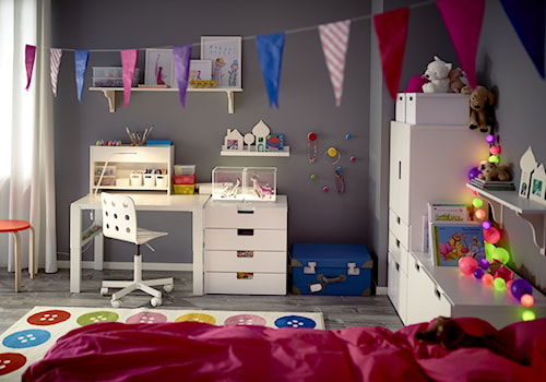 Pokój dziecka IKEA - Mały czarny pokój dziecka dla dziecka dla dziewczynki - zdjęcie od IKEA