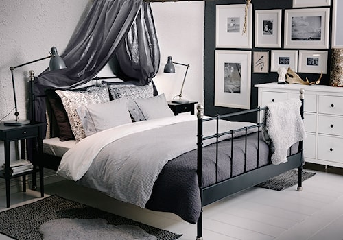 Sypialnia IKEA - Średnia biała sypialnia, styl nowoczesny - zdjęcie od IKEA