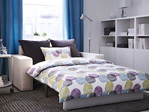 Sypialnia IKEA - Mała biała sypialnia, styl tradycyjny - zdjęcie od IKEA