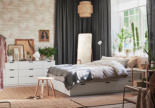 Sypialnia IKEA - Średnia beżowa sypialnia, styl nowoczesny - zdjęcie od IKEA