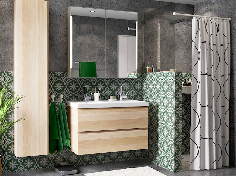 Łazienka IKEA - Średnia bez okna z dwoma umywalkami łazienka - zdjęcie od IKEA