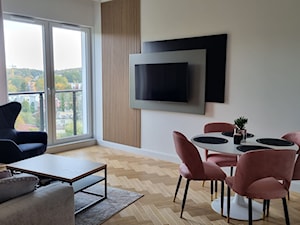 Apartament letni w Gdyni Redłowo - Salon, styl nowoczesny - zdjęcie od JMJ Interiors