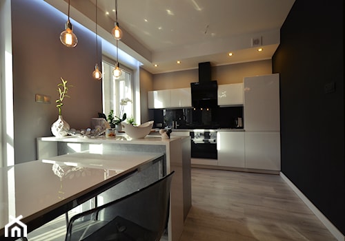 2 - Średnia czarna szara jadalnia w kuchni, styl nowoczesny - zdjęcie od Meble Wiśniewski MEBLO-MARK