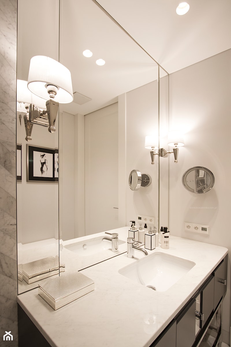 Apartament na Powiślu - Z marmurową podłogą z punktowym oświetleniem łazienka, styl nowoczesny - zdjęcie od Katarzyna Kraszewska Architektura Wnętrz
