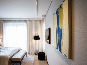 Apartament na Powiślu - Mała sypialnia z balkonem / tarasem, styl nowoczesny - zdjęcie od Katarzyna Kraszewska Architektura Wnętrz