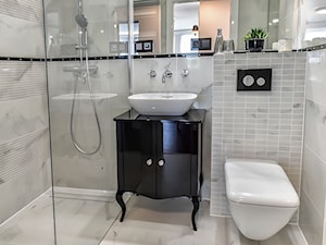 Łazienka marmur - Mała bez okna z lustrem z marmurową podłogą łazienka, styl tradycyjny - zdjęcie od YES4DESIGN