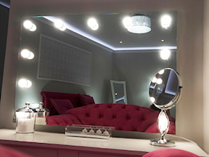 Sypialnia glamour - Mała szara sypialnia, styl glamour - zdjęcie od YES4DESIGN