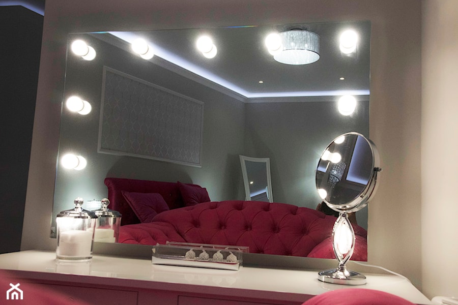 Sypialnia glamour - Mała szara sypialnia, styl glamour - zdjęcie od YES4DESIGN