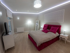 Sypialnia glamour - Duża beżowa sypialnia, styl glamour - zdjęcie od YES4DESIGN