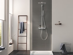 Shower Systems - Mała łazienka z oknem, styl minimalistyczny - zdjęcie od GROHE