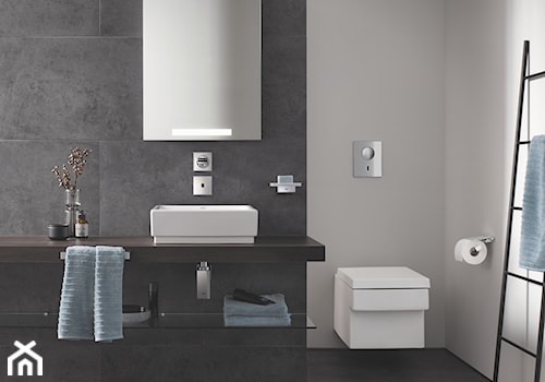 Klasyka i minimalizm - Średnia bez okna łazienka, styl minimalistyczny - zdjęcie od GROHE