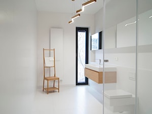 Dom na Wilanowie - Średnia łazienka z oknem, styl minimalistyczny - zdjęcie od Base Architekci
