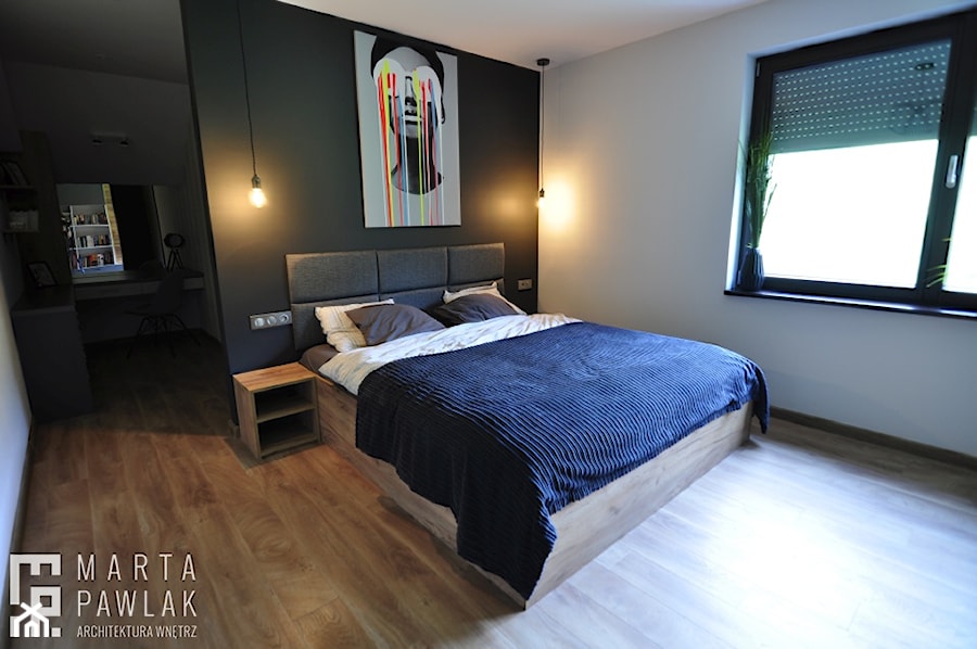 Dom Jednorodzinny Wisła - realizacja - Średnia biała czarna z biurkiem sypialnia, styl industrialny - zdjęcie od MARTA PAWLAK ARCHITEKTURA WNĘTRZ