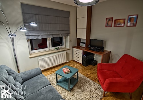 Dom jednorodzinny Pierściec - realizacja - Średnie w osobnym pomieszczeniu z sofą szare biuro, styl tradycyjny - zdjęcie od MARTA PAWLAK ARCHITEKTURA WNĘTRZ